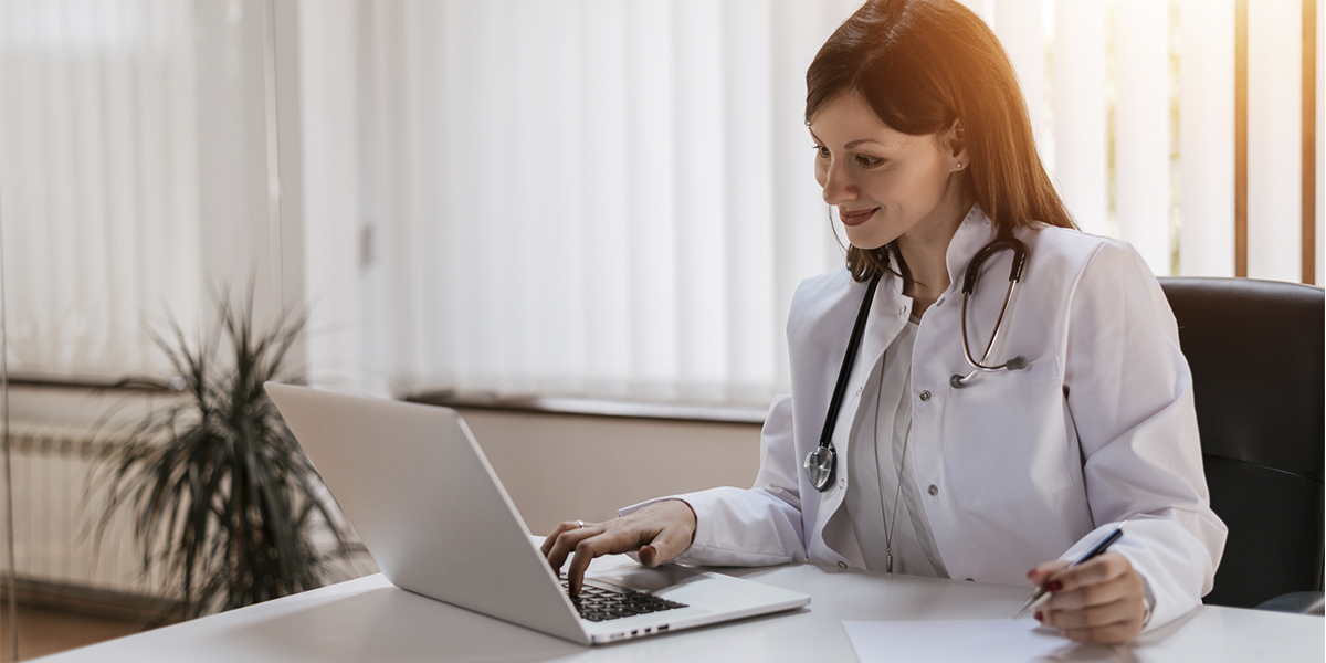 Por que a prescrição digital veio para ficar em clínicas médicas? | MedPlus